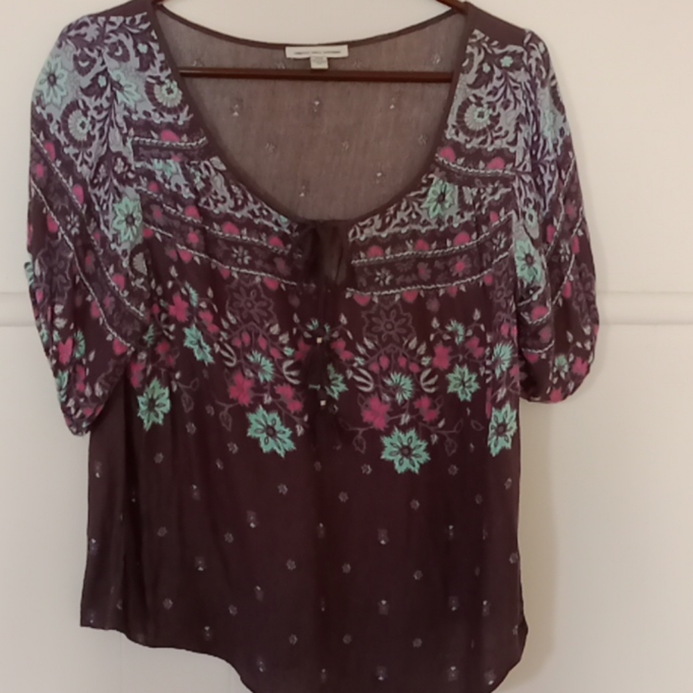 American Eagle Outfitters top